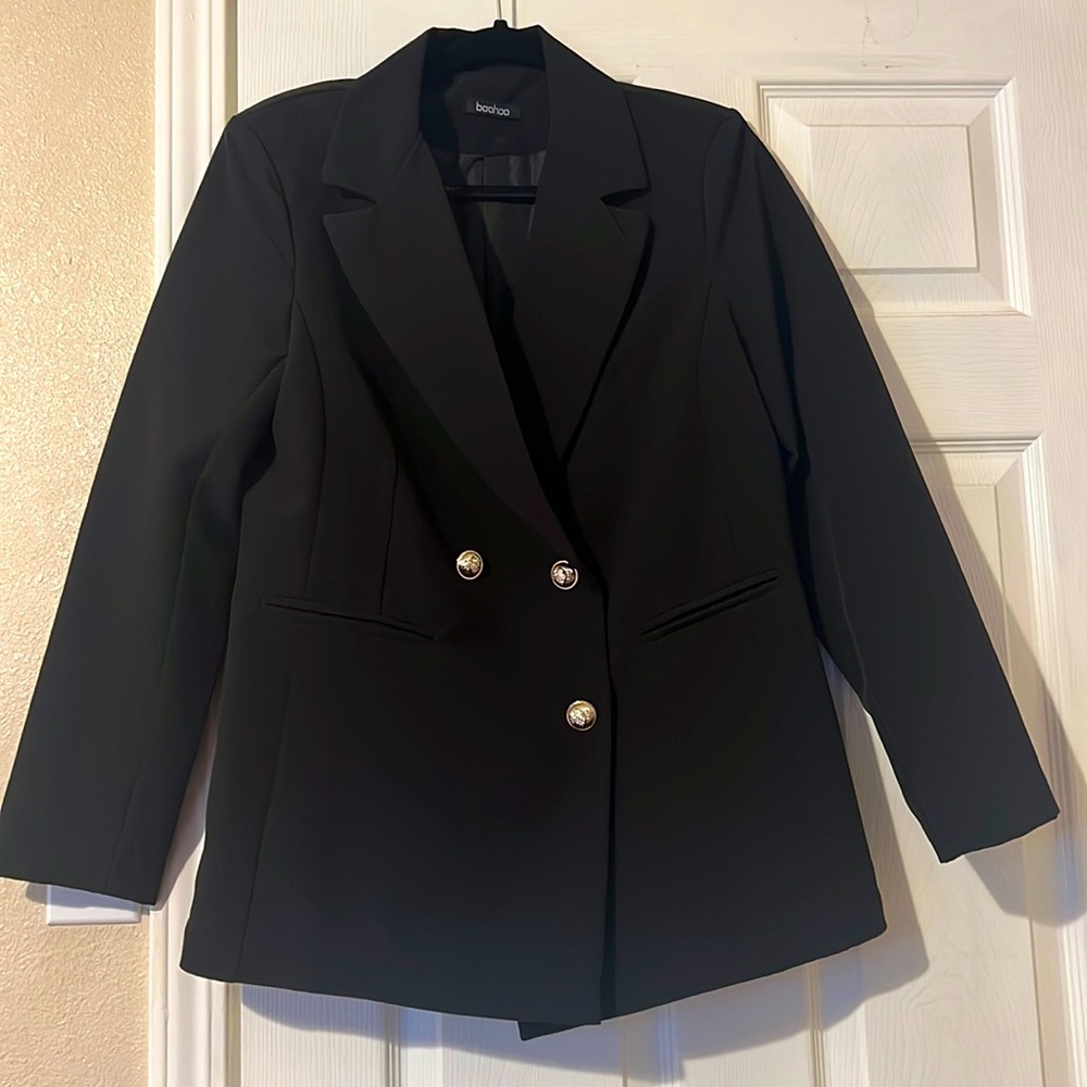 Black oversized blazer